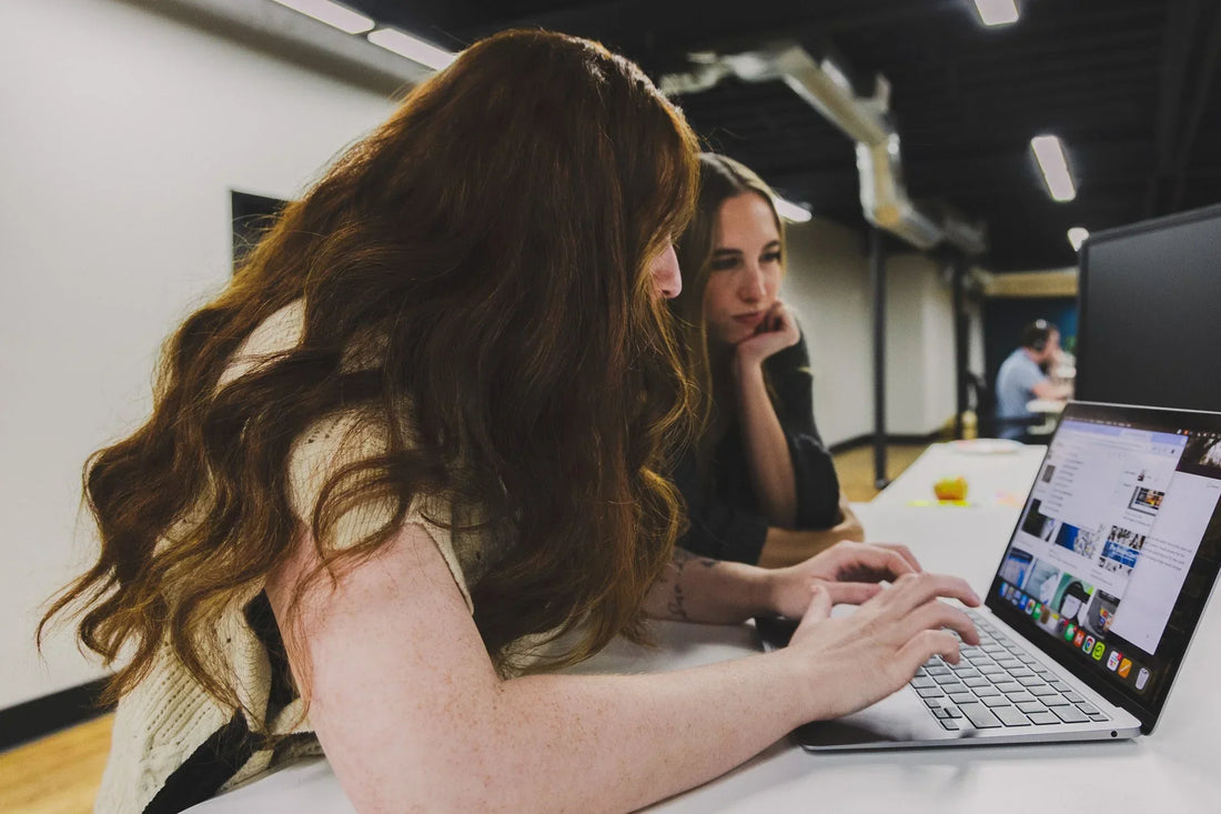 7 Things to Do on Social Media Before the New Year